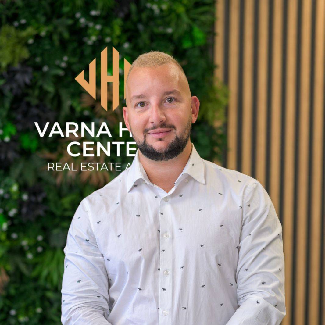 Александър Великов - Брокер - Varna Home Center